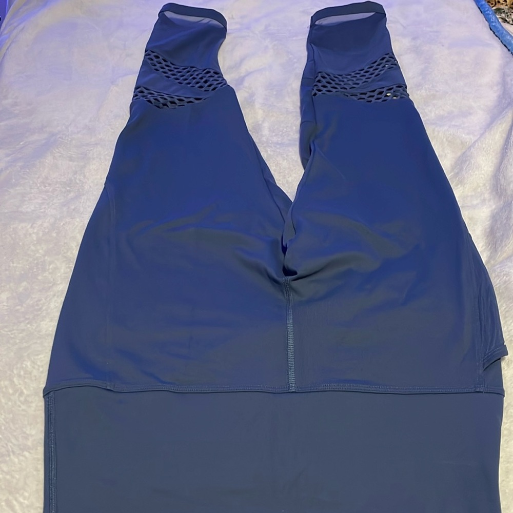 Victoria’s Secret ultimate legging size large